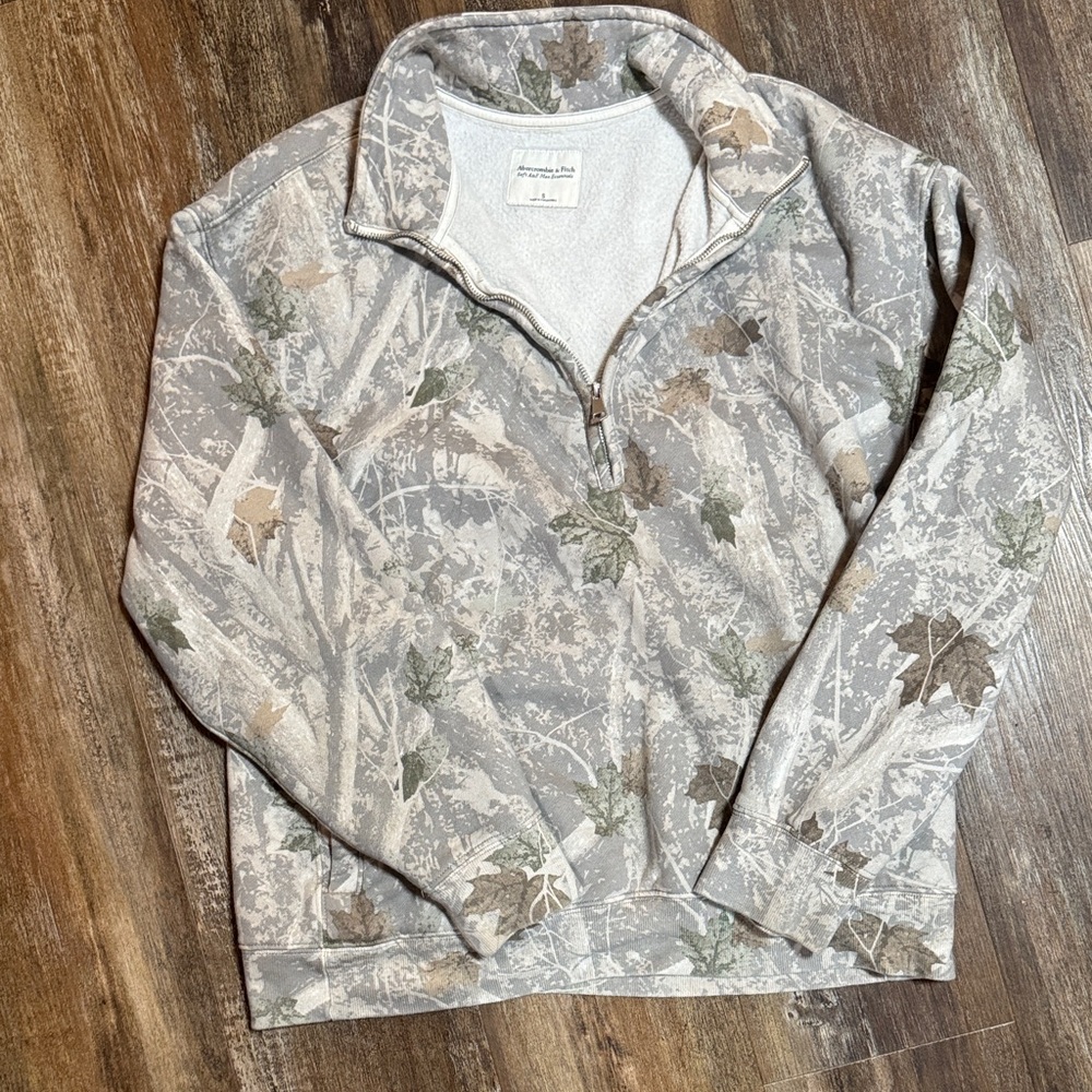 Abercrombie & Fitch Soft Cream Pullover